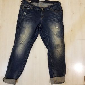 Torrid distressed jean size 16